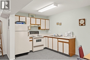 575 Sutherland Avenue Unit# 107 - Photo 25