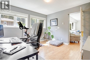 812 Paret Road - Photo 18