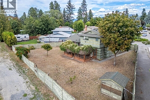 620 Tomby Court - Photo 11