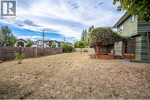 620 Tomby Court - Photo 18