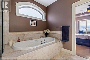 1347 Wilmot Avenue - Photo 25