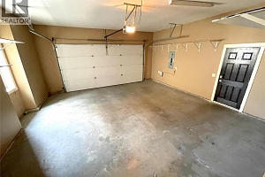 1347 Wilmot Avenue - Photo 29