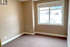 1347 Wilmot Avenue - Photo 33