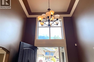 1347 Wilmot Avenue - Photo 4