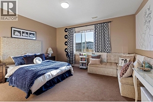 1347 Wilmot Avenue - Photo 44