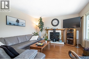 6335 Topham Place - Photo 2