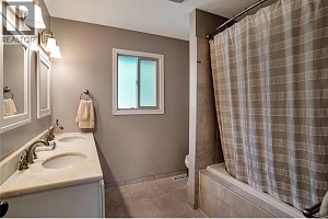 1095 Toovey Road - Photo 13