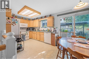 2424 Bradley Drive - Photo 15