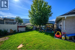 2424 Bradley Drive - Photo 9