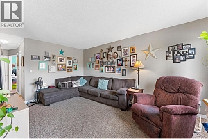 600/602 Rutland Road S - Photo 47