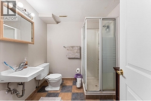 600/602 Rutland Road S - Photo 58