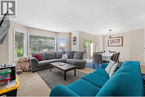 580 Spruceview Place N - Photo 3