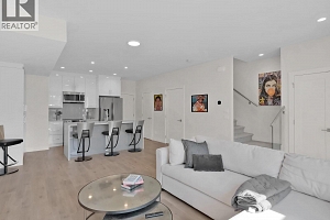 115 Wyndham Crescent Unit# 23 - Photo 3