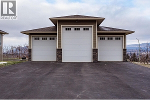 833 McCurdy Road E - Photo 10