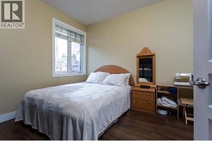 833 McCurdy Road E - Photo 25