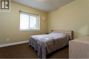 833 McCurdy Road E - Photo 26