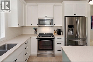 13189 GIBBONS Drive - Photo 6