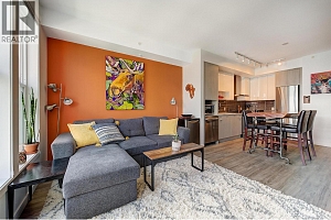 1775 Chapman Place Unit# PH12 - Photo 5