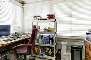 1506 Dickson Avenue - Photo 4