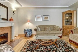 1506 Dickson Avenue - Photo 8