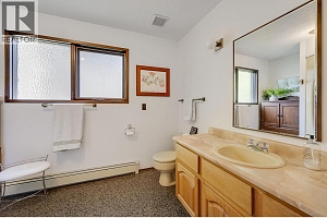 1590 Willow Crescent - Photo 20