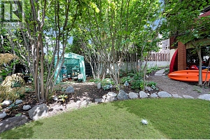 1590 Willow Crescent - Photo 44