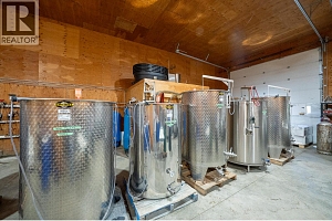 184 Monks Road - Photo 42