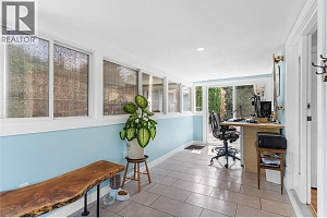 2990 McCulloch Road - Photo 15