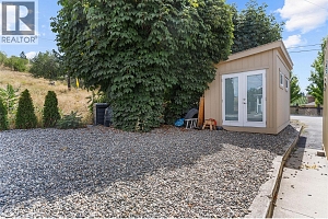 2990 McCulloch Road - Photo 24