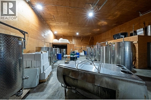 184 Monks Road - Photo 41