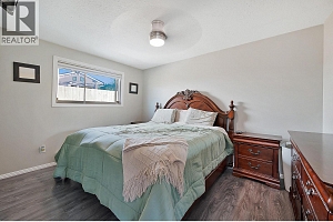 2305 39 Street - Photo 16