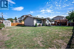 2305 39 Street - Photo 27