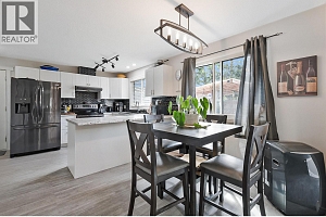 2305 39 Street - Photo 9