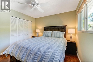 4649 Princeton Avenue - Photo 51