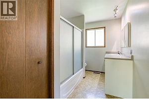 827 Paret Road - Photo 23