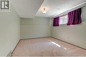 827 Paret Road - Photo 36