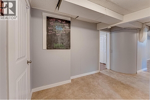 2302 42 Avenue - Photo 18