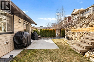 1326 Tanemura Crescent - Photo 4