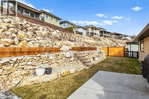 1326 Tanemura Crescent - Photo 43