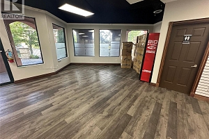 3185 Via Centrale Drive Unit# 6 - Photo 8