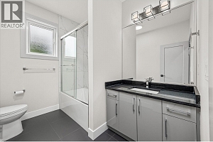 2165 Woodlawn Street - Photo 24