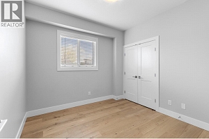 728 Coopland Crescent - Photo 20