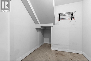 728 Coopland Crescent - Photo 31