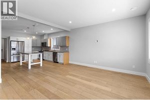 728 Coopland Crescent - Photo 5