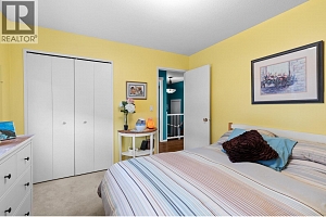 10678 Cheryl Road - Photo 24