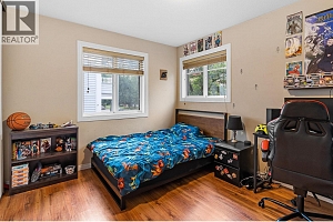 613 Sutherland Avenue - Photo 24