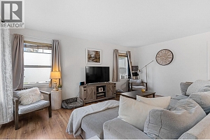613 Sutherland Avenue - Photo 8