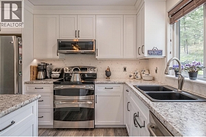 2962 McTavish Road - Photo 9