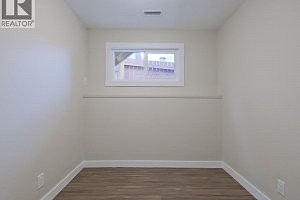 580 Kelview Road - Photo 37