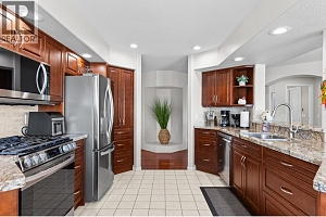 6130 Lipsett Avenue - Photo 13